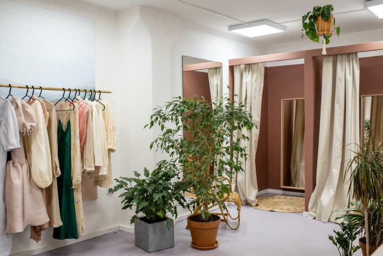 Estonian startup Fits.me launches a virtual fitting room for women