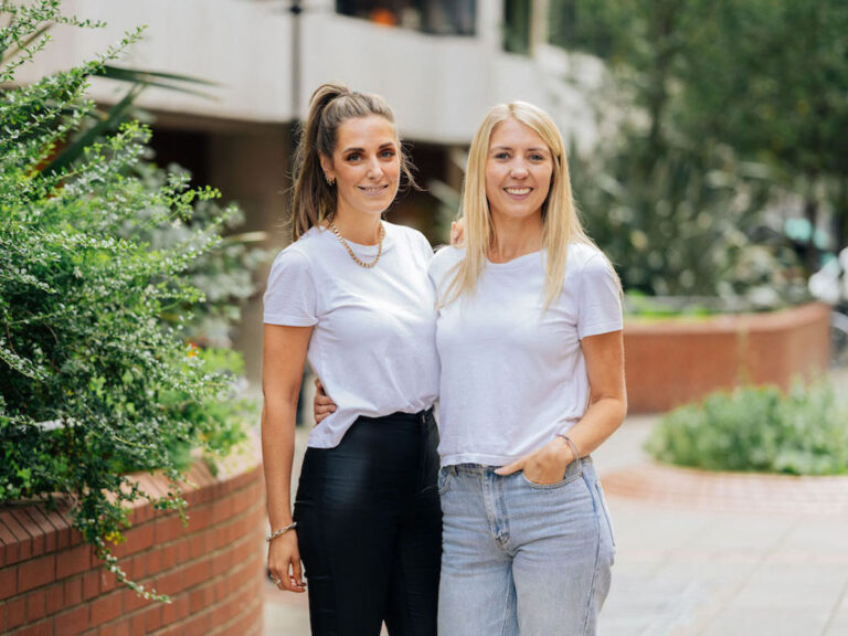 “We truly believe that we are stronger together” : Interview with Hormona Co-Founders, Jasmine Tagesson (COO) and Karolina Löfqvist (CEO)