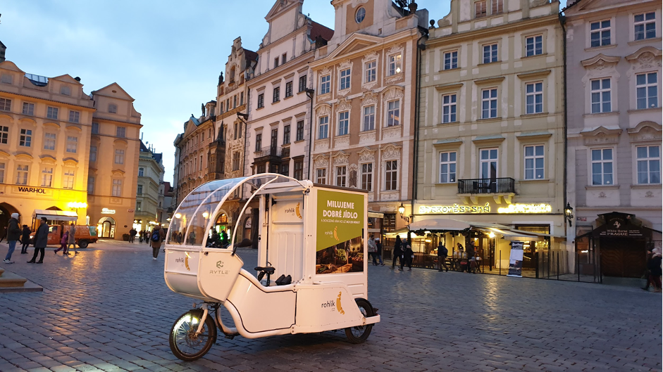 Prague-based unicorn Rohlik Group bags a mega €220 million for its e-grocer service