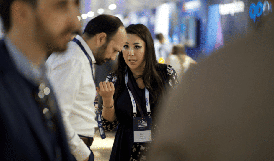 The Power of body language in startup pitches: Making your idea 