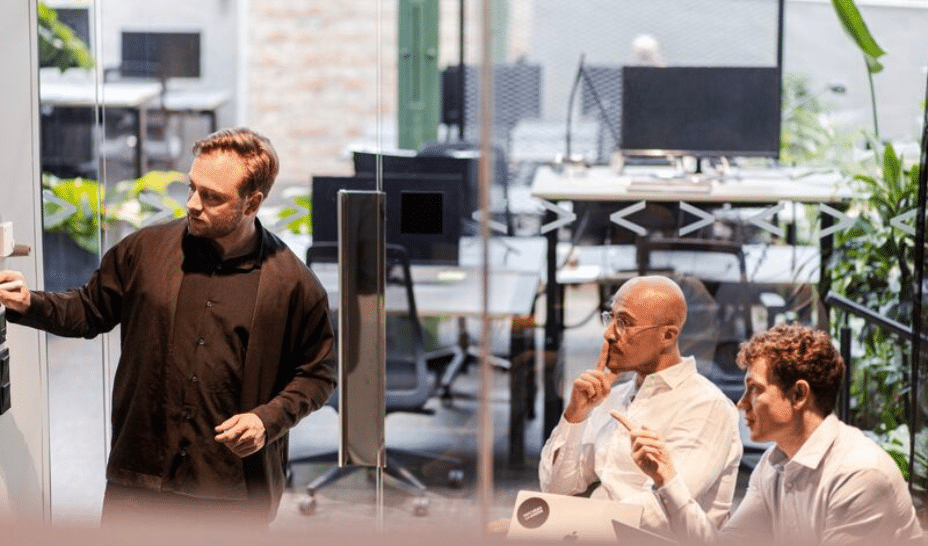 Berlin’s Aiomics secures €2 million to free Europe’s healthcare from documentation burdens